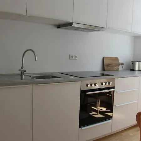 Cozy Luxury Center 4 *